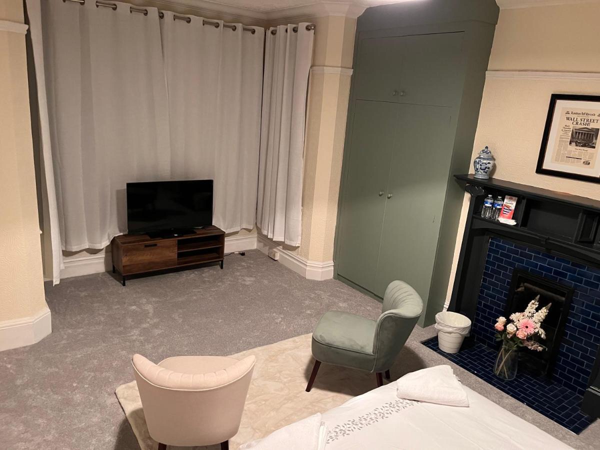 לונדון Luxury Cosy Retreat Apt מראה חיצוני תמונה