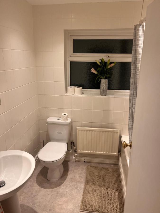 לונדון Luxury Cosy Retreat Apt מראה חיצוני תמונה