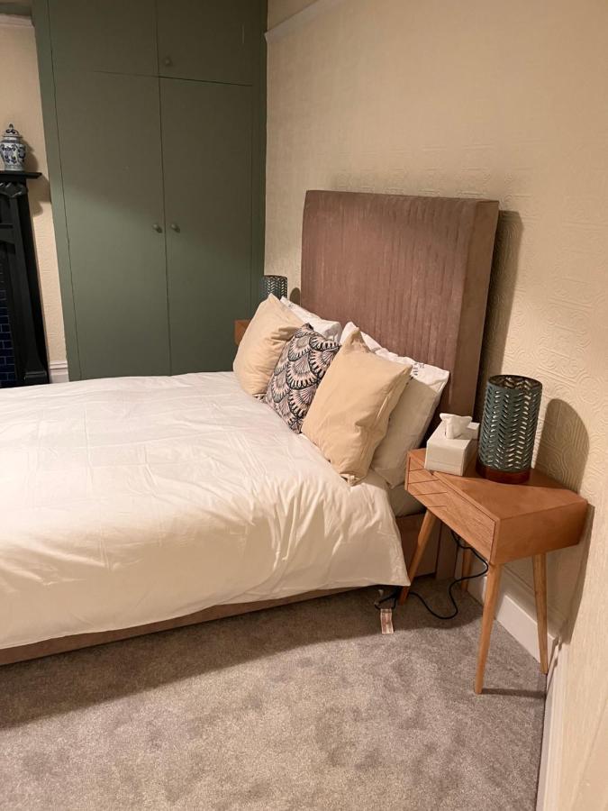 לונדון Luxury Cosy Retreat Apt מראה חיצוני תמונה