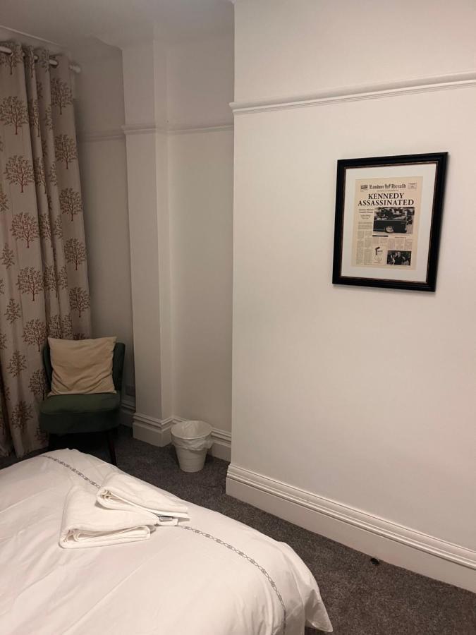 לונדון Luxury Cosy Retreat Apt מראה חיצוני תמונה