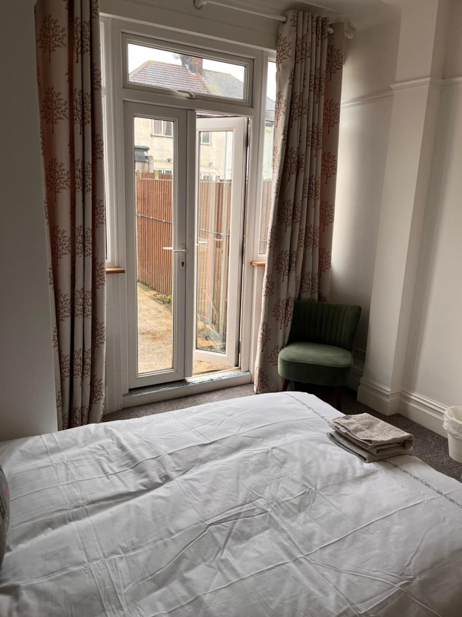 לונדון Luxury Cosy Retreat Apt מראה חיצוני תמונה